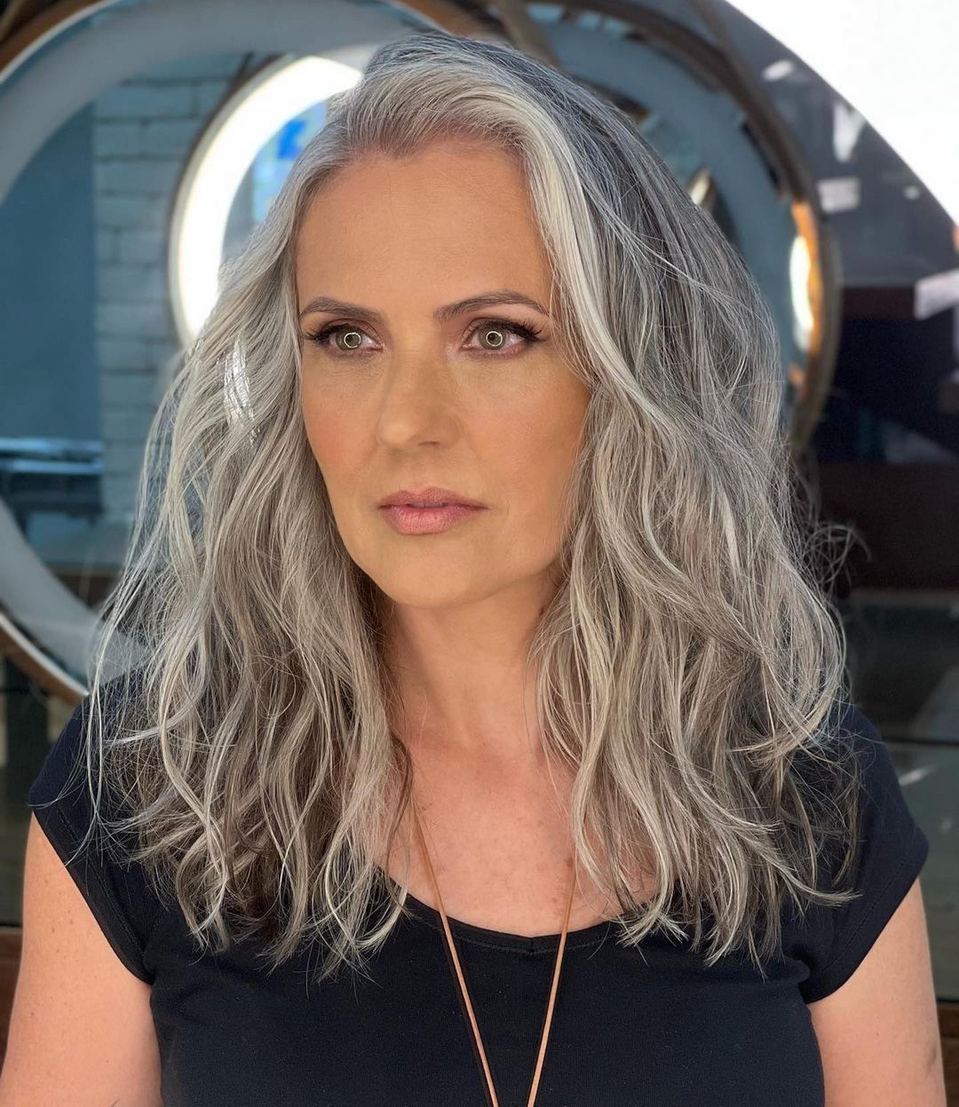 Gray Hair with Lowlights to Look Younger