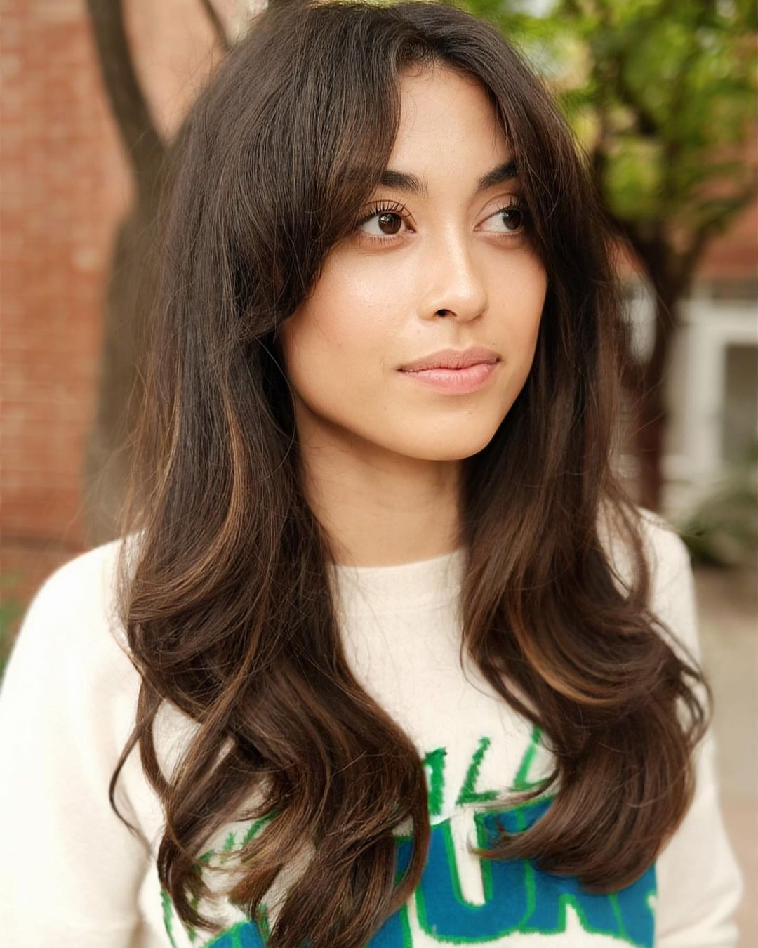 Long Low-Maintenance Hairstyle with Bangs