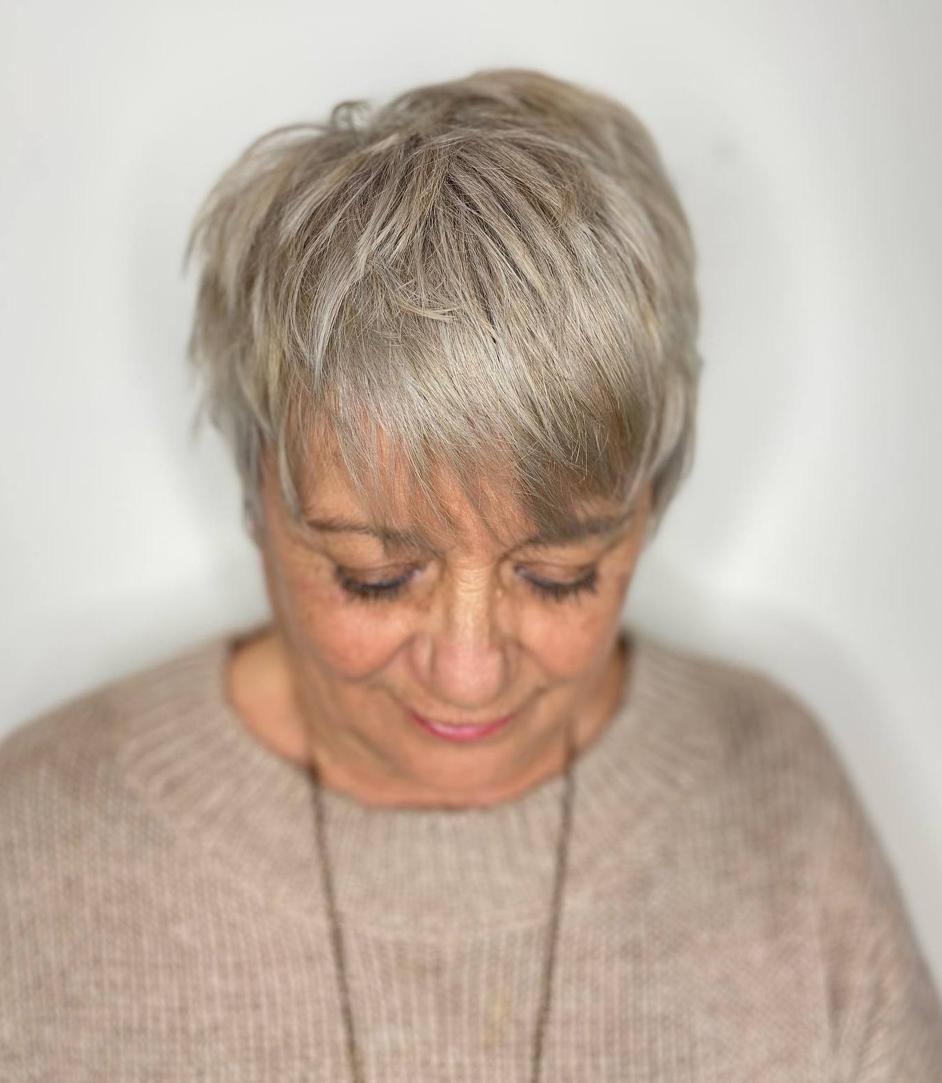 60+ Voluminous Gray Blonde Pixie