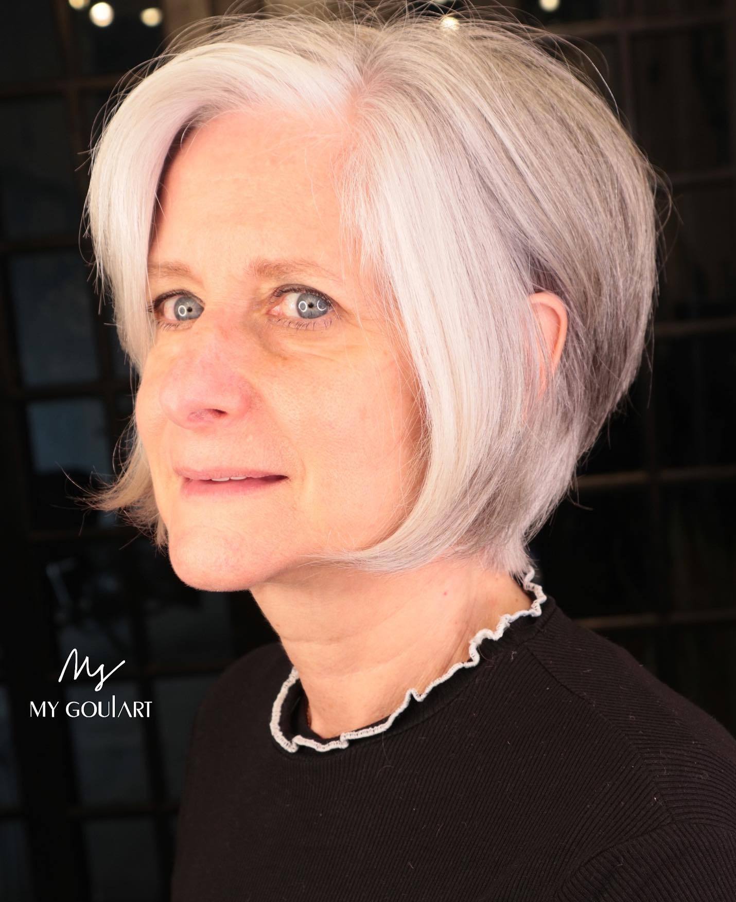 Jaw-Length Stacked Gray Bob